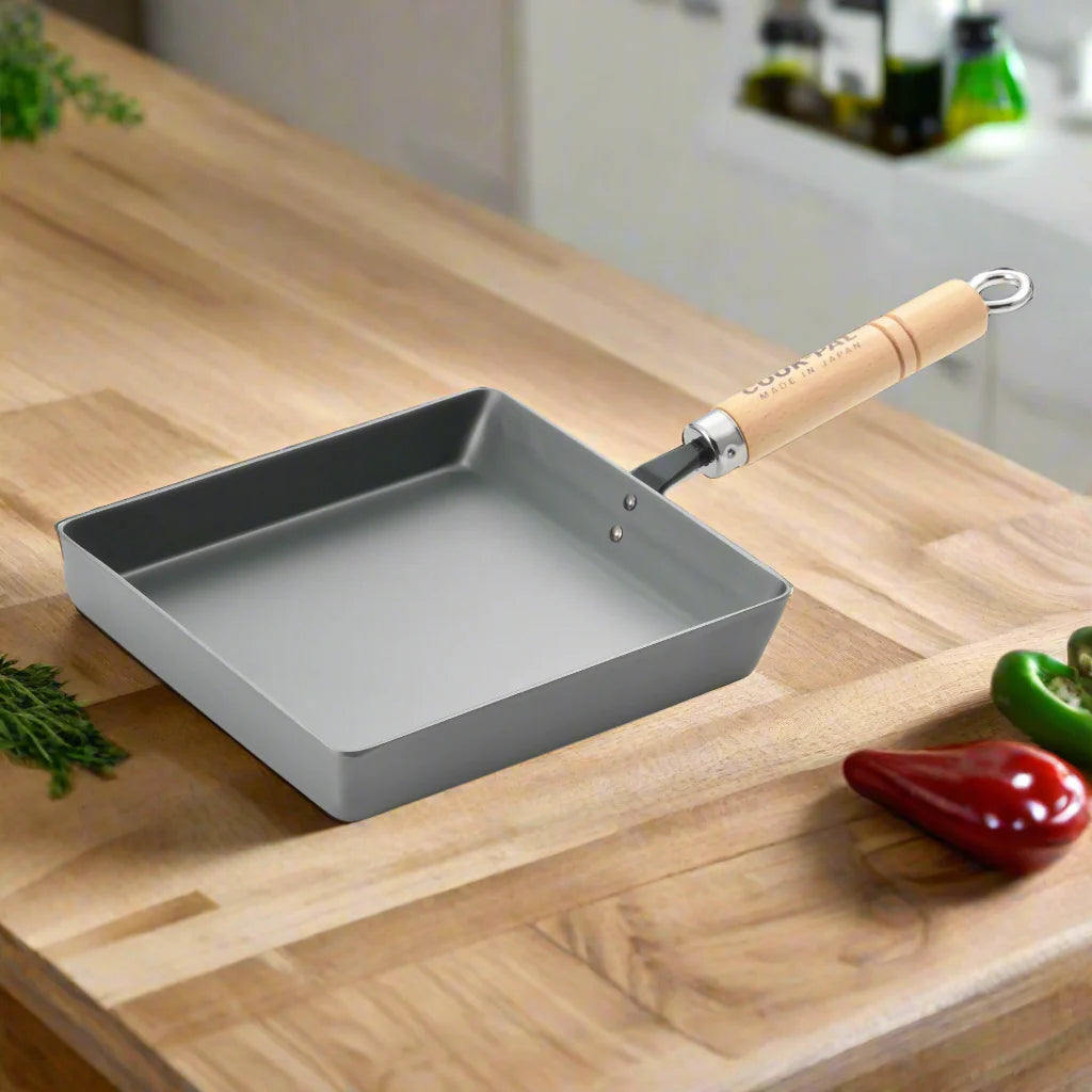 Yoshikawa Cook-Pal Ren Tamagoyaki Omelet / Egg Pan (Large)– Carbon Steel | Made in Japan
