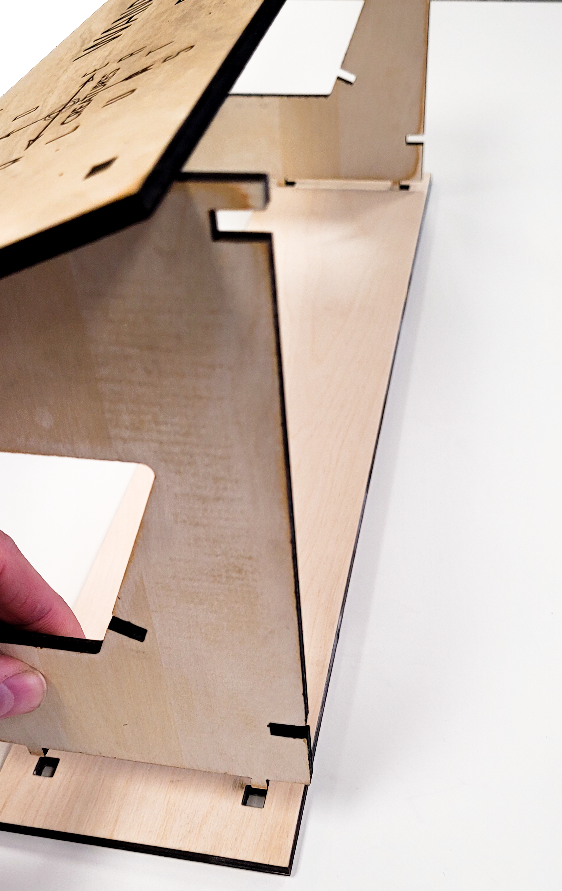 Retail Display Stand | 24 x 14 Maps | 1 Unit