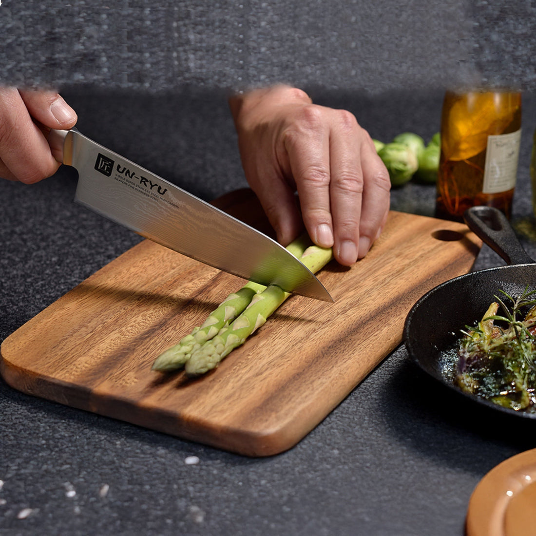 Un‑Ryu VG‑10 33‑Layer 170 mm Santoku Knife