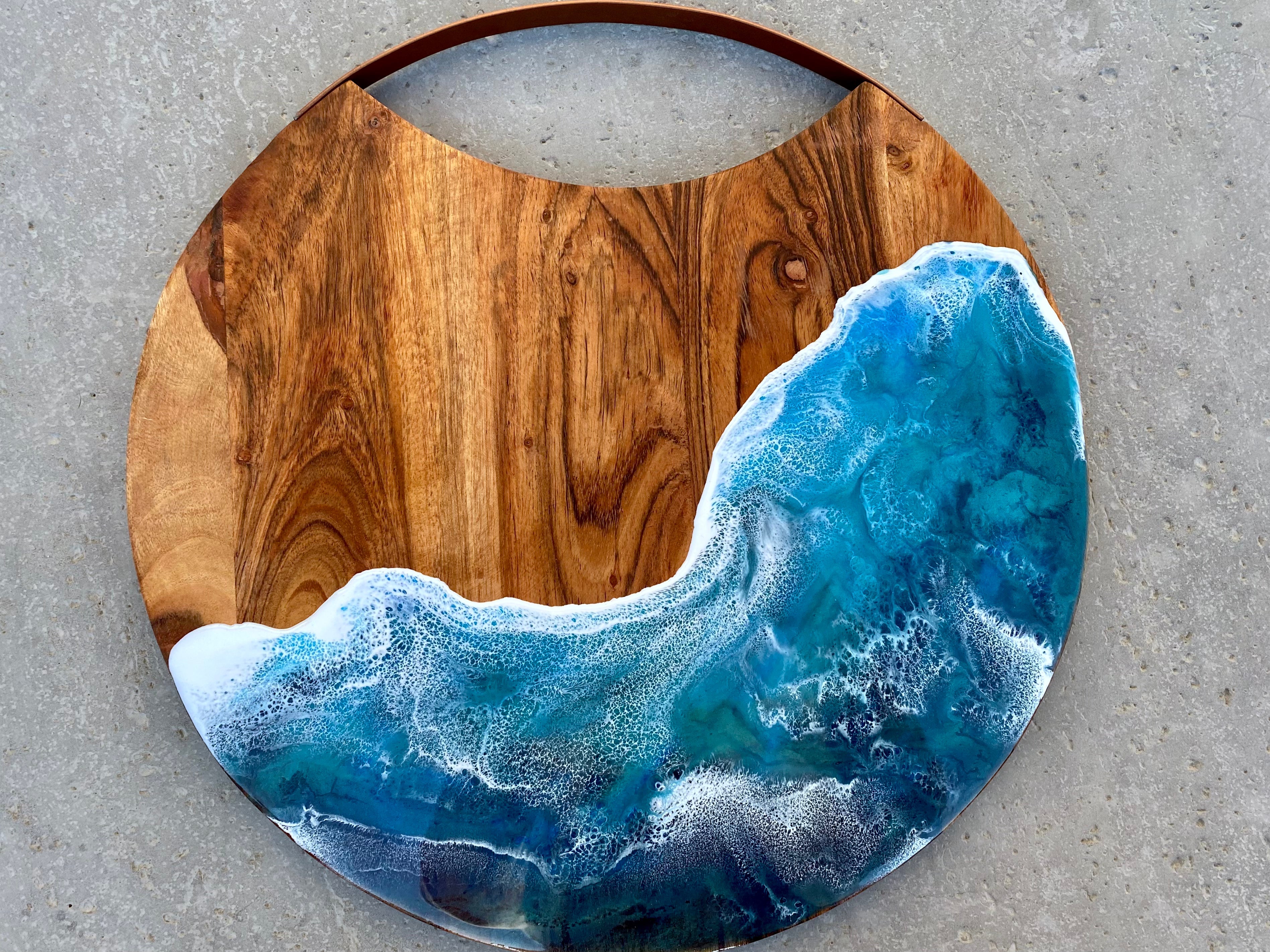 Round Charcuterie Board with Handle