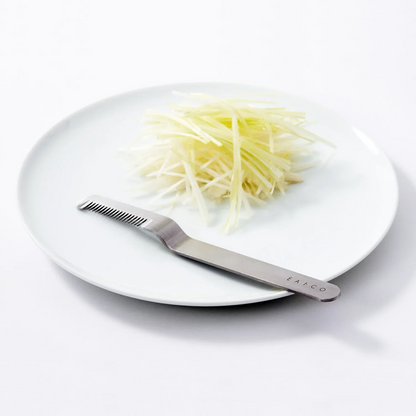 Eatoco Saku Leek Cutter – Fibrous Vegetable Tool - Made in Japan