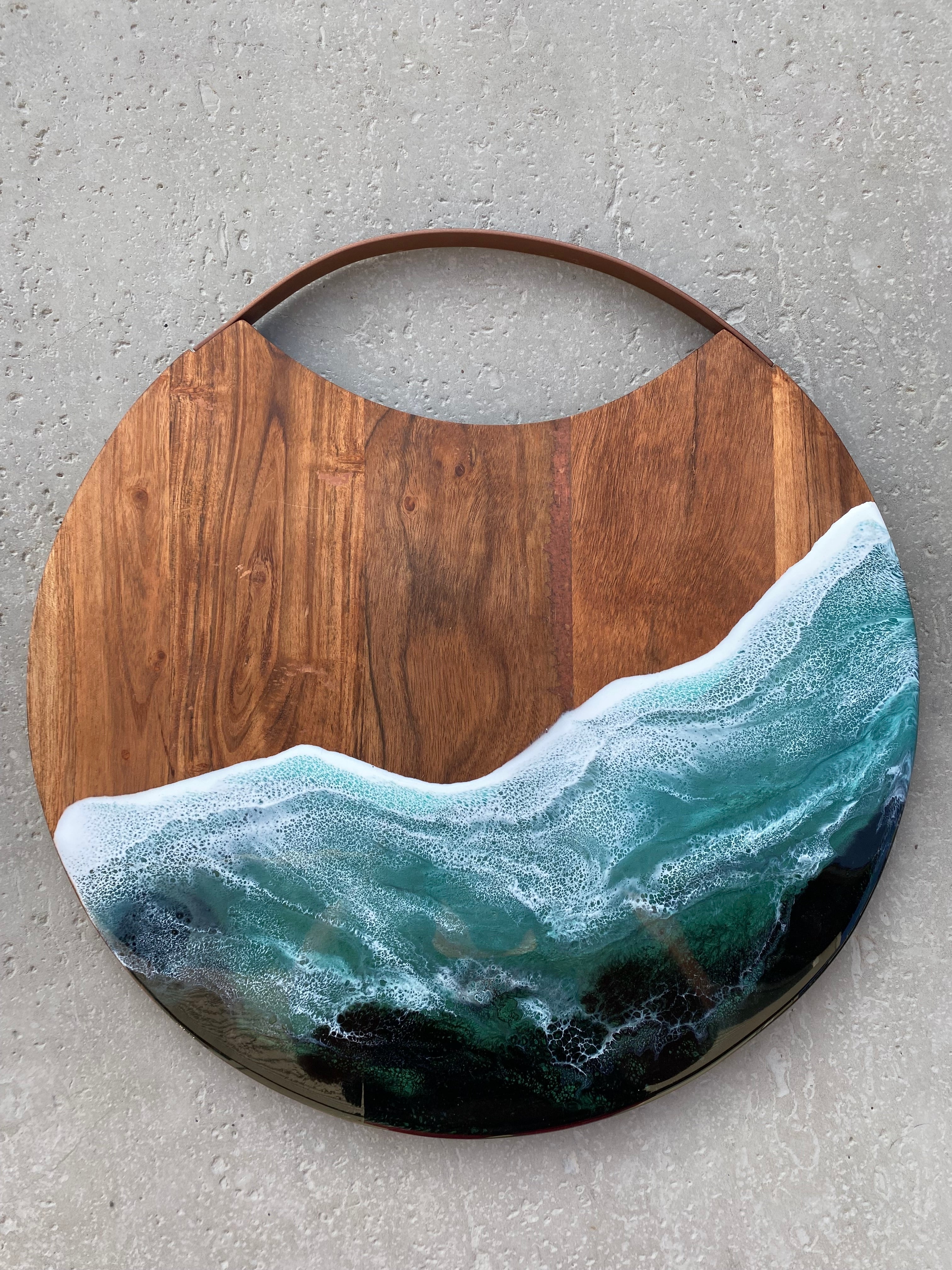 Round Charcuterie Board with Handle