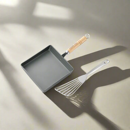 Yoshikawa Cook-Pal Ren Tamagoyaki Omelet / Egg Pan (Large)– Carbon Steel | Made in Japan