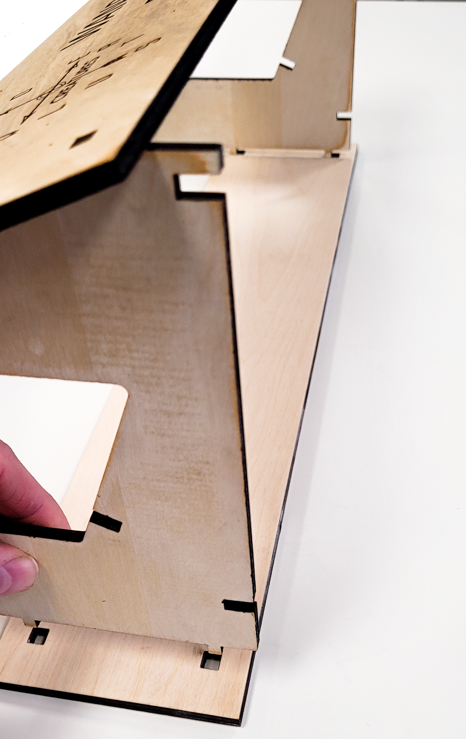 Retail Display Stand | 24 x 14 Maps | 1 Unit