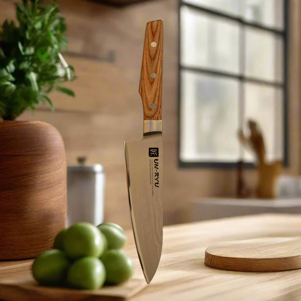 Un‑Ryu VG‑10 33‑Layer 170 mm Santoku Knife