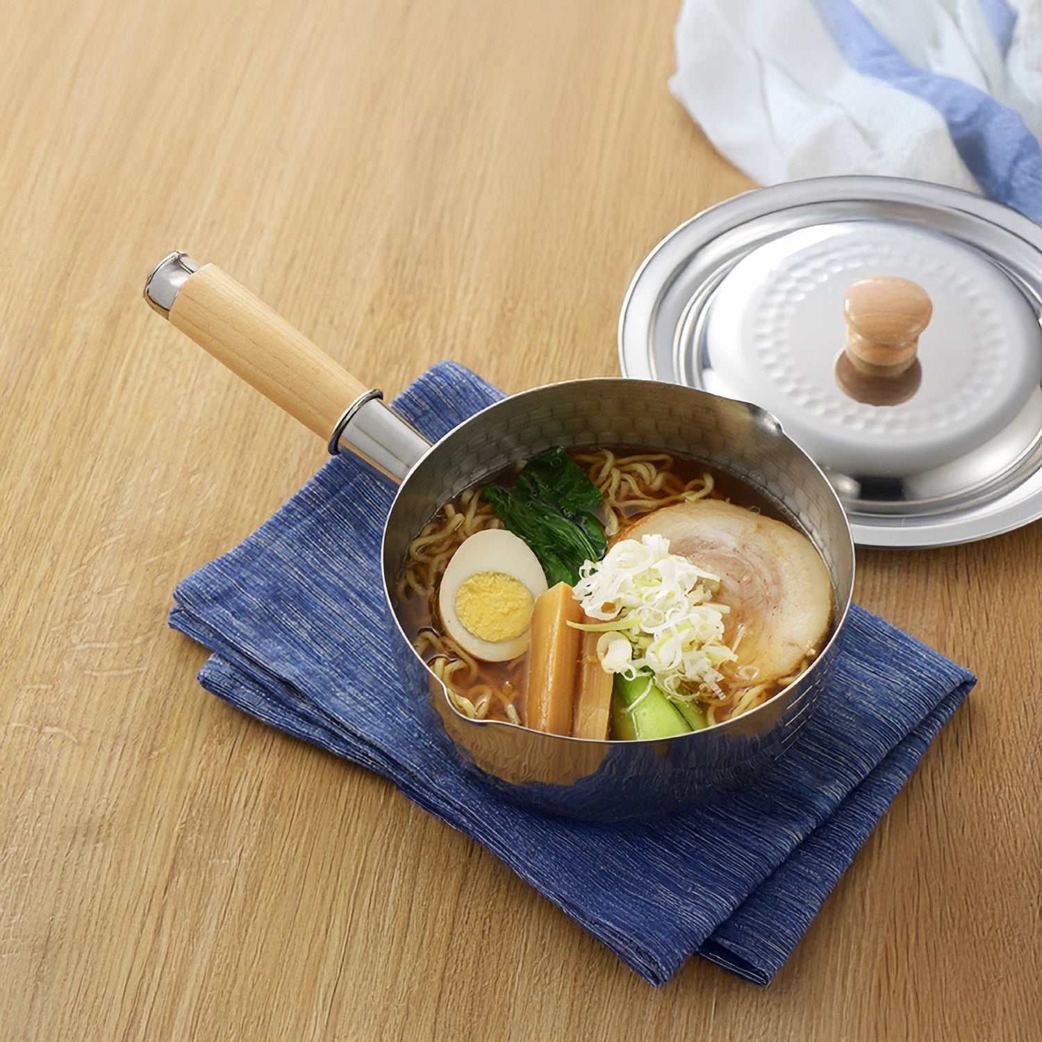 Yoshikawa Yukihira Saucepan 20 cm Stainless Steel  | 2.1 L with Wooden Handle